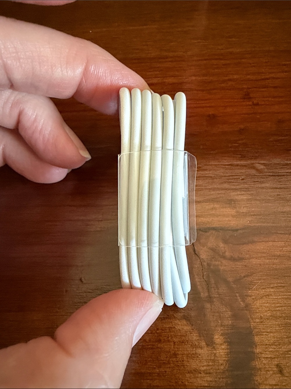 Apple Lightning to USB Cable - Picture 2 of 3